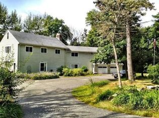 26 Garden St, Topsfield, MA 01983