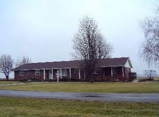 210 E Pilot St, Ridge Farm, IL