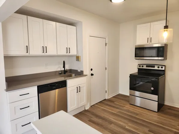 136 West Pearl Street Nashua LLC, 136 W Pearl St #1, Nashua, NH 03060