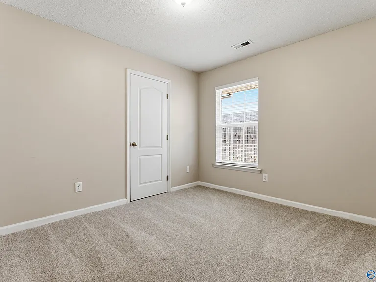 226 Shadow Ct SW — Photo 17