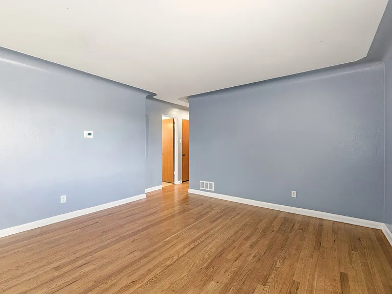 3525 N Hudson St — Photo 5