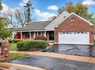 416 Kacey Ln, Ballwin, MO 63021