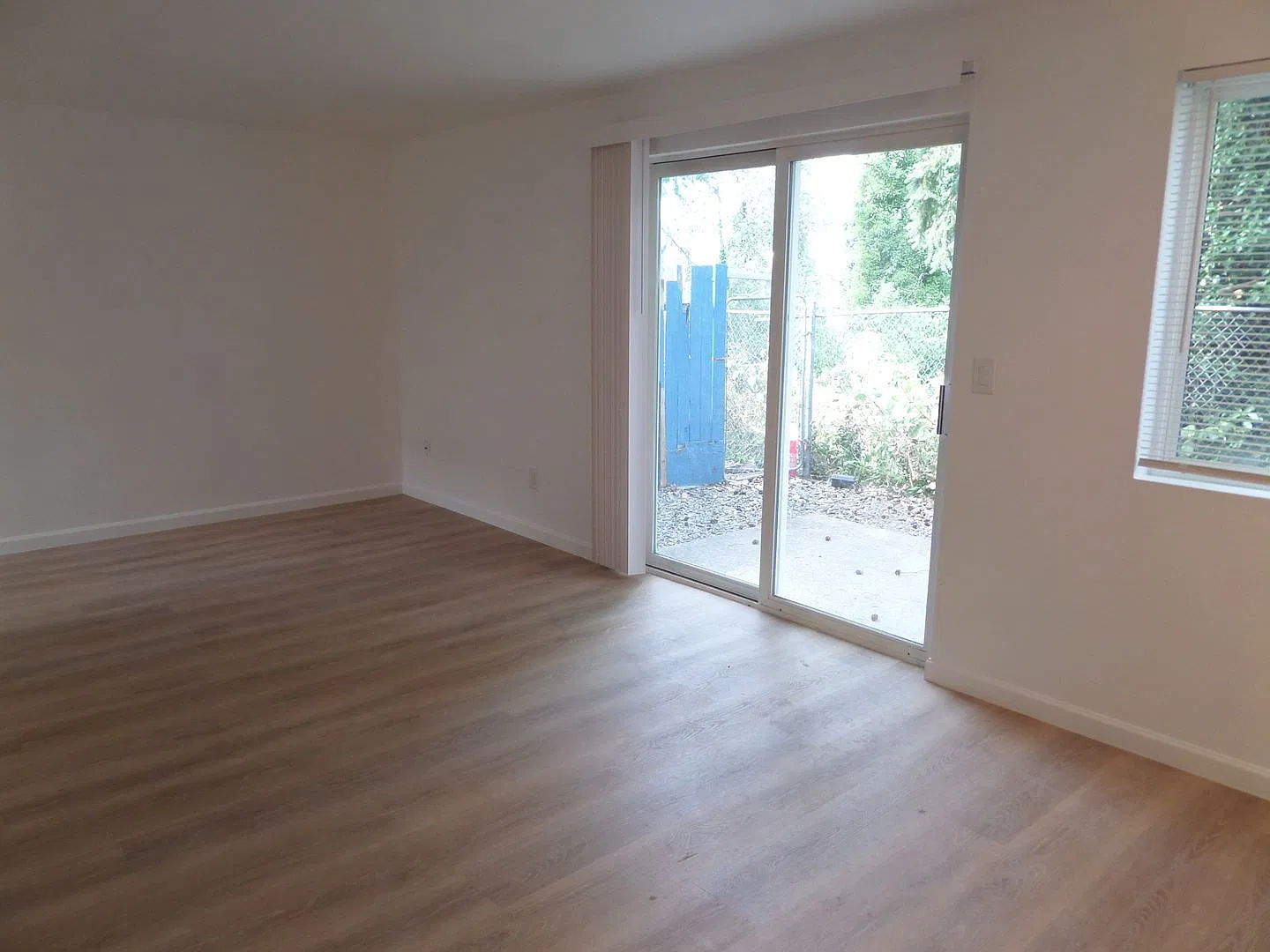 4617-4623 LLC-Lakewood — Photo 3