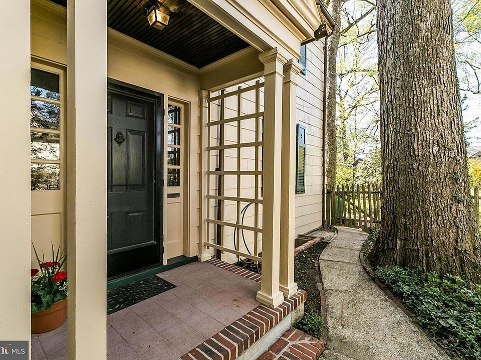 1st image of 308 Thornhill Rd