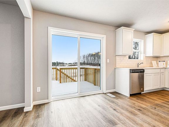 5th image of 5640 Paxton Ct