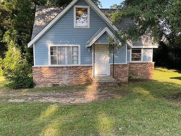 301 Collins Ave, Centerville, GA 31028