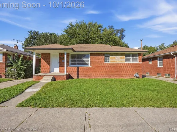 17831 Hoover St, Detroit, MI 48205