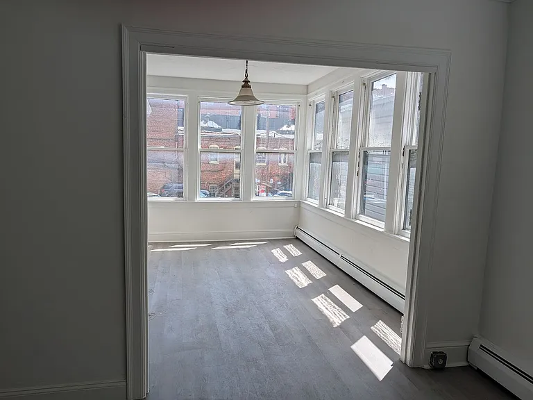 21-23 N Beaver St — Photo 14