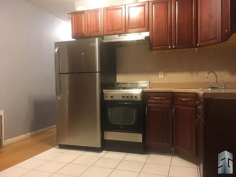 1st image of 498 Jefferson Ave APT 3C