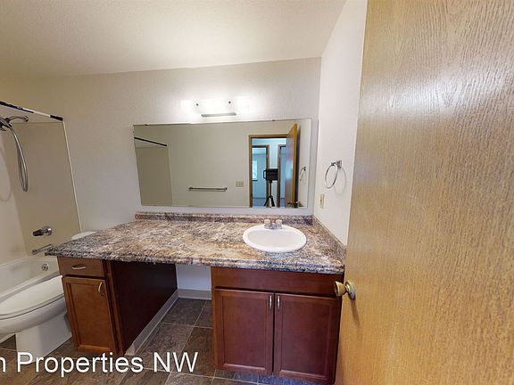 5th image of 776 NE Mesa Ln APT G303