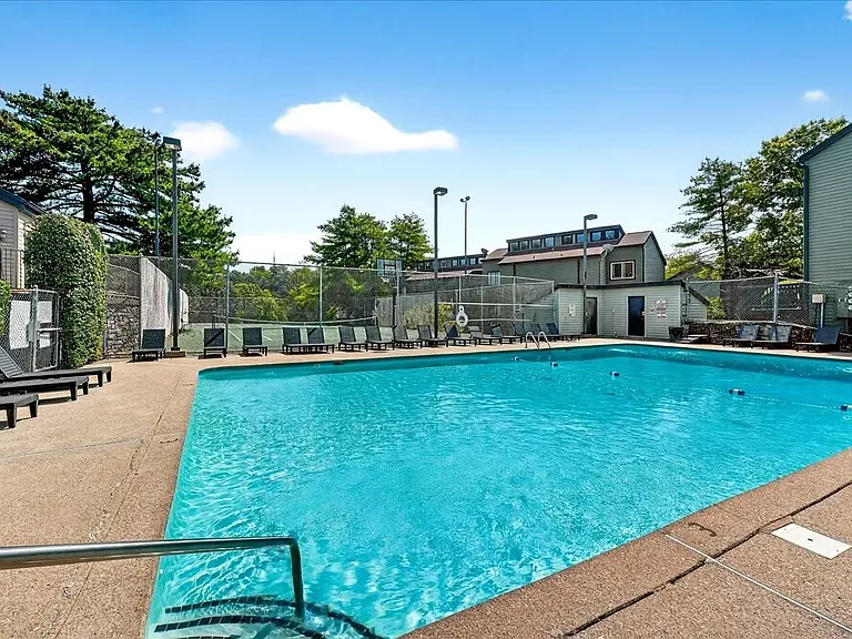 252 Summit Ridge Dr — Photo 21