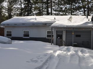 2153 Lake Dr, Fairview, MI 48621