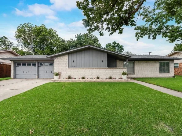2003 Cypress St, Gainesville, TX 76240