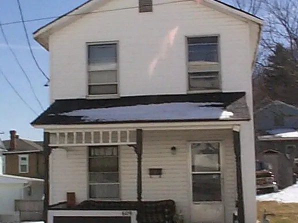 609 Hillside Ave, Franklin, PA 16323