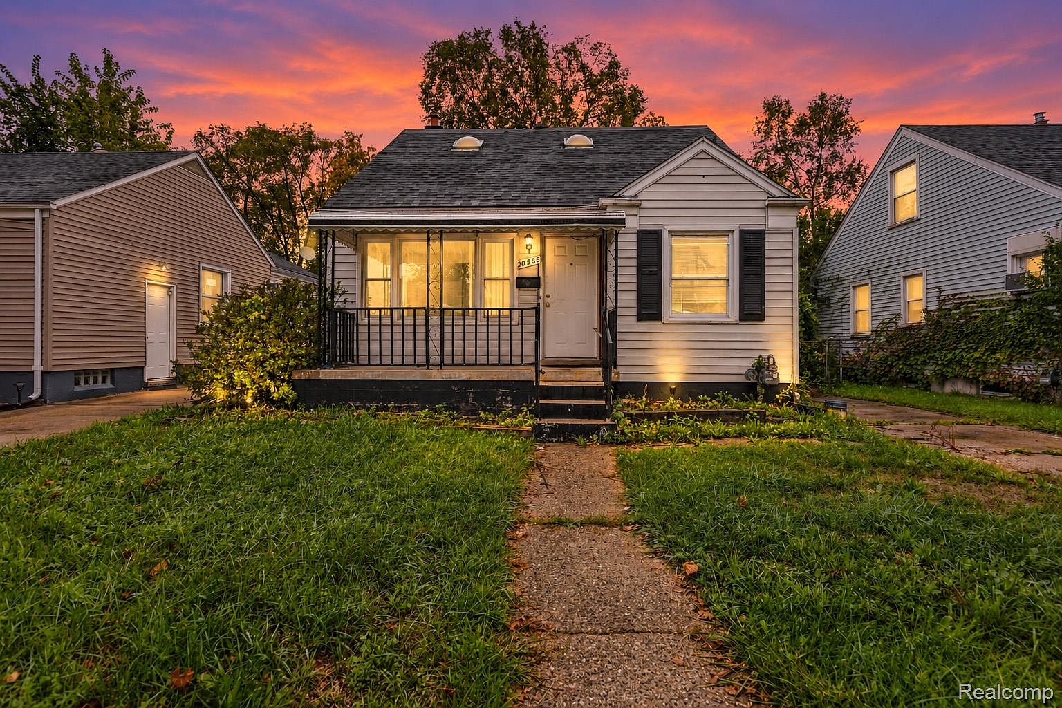 20588 Norborne, Redford, MI 48240