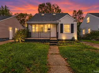 20588 Norborne, Redford, MI 48240