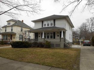 302 Hillcrest Ave, Grosse Pointe Farms, MI 48236