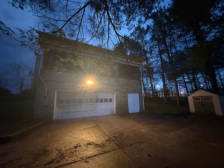 1 Jo Harry Dr — Photo 3