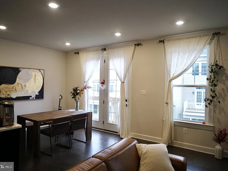 730 Quarry Point Rd — Photo 14