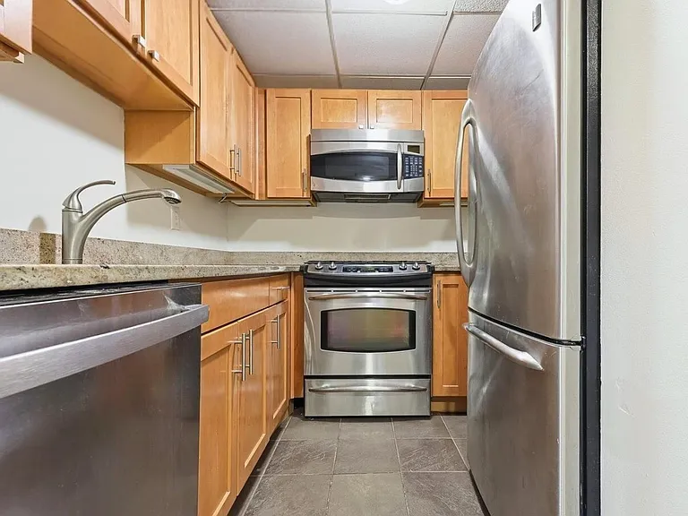 357 Varick St #123B — Photo 7