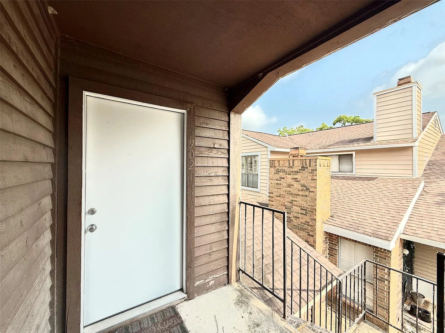 1 bed, 1.0 bath, 750 sqft, $890 — Photo 3