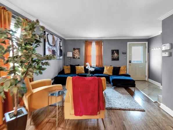 41 Mac Arthur Dr, Edison, NJ 08837