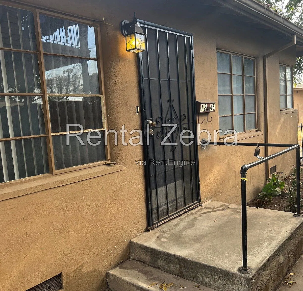 2 bed, 1.0 bath, 835 sqft, $1,325 — Photo 2