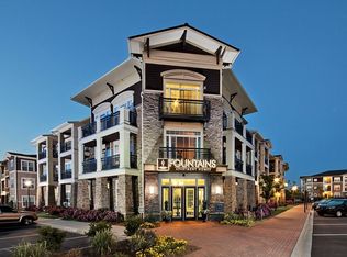 201 Town Square Cir UNIT 205, Mooresville, NC 28117
