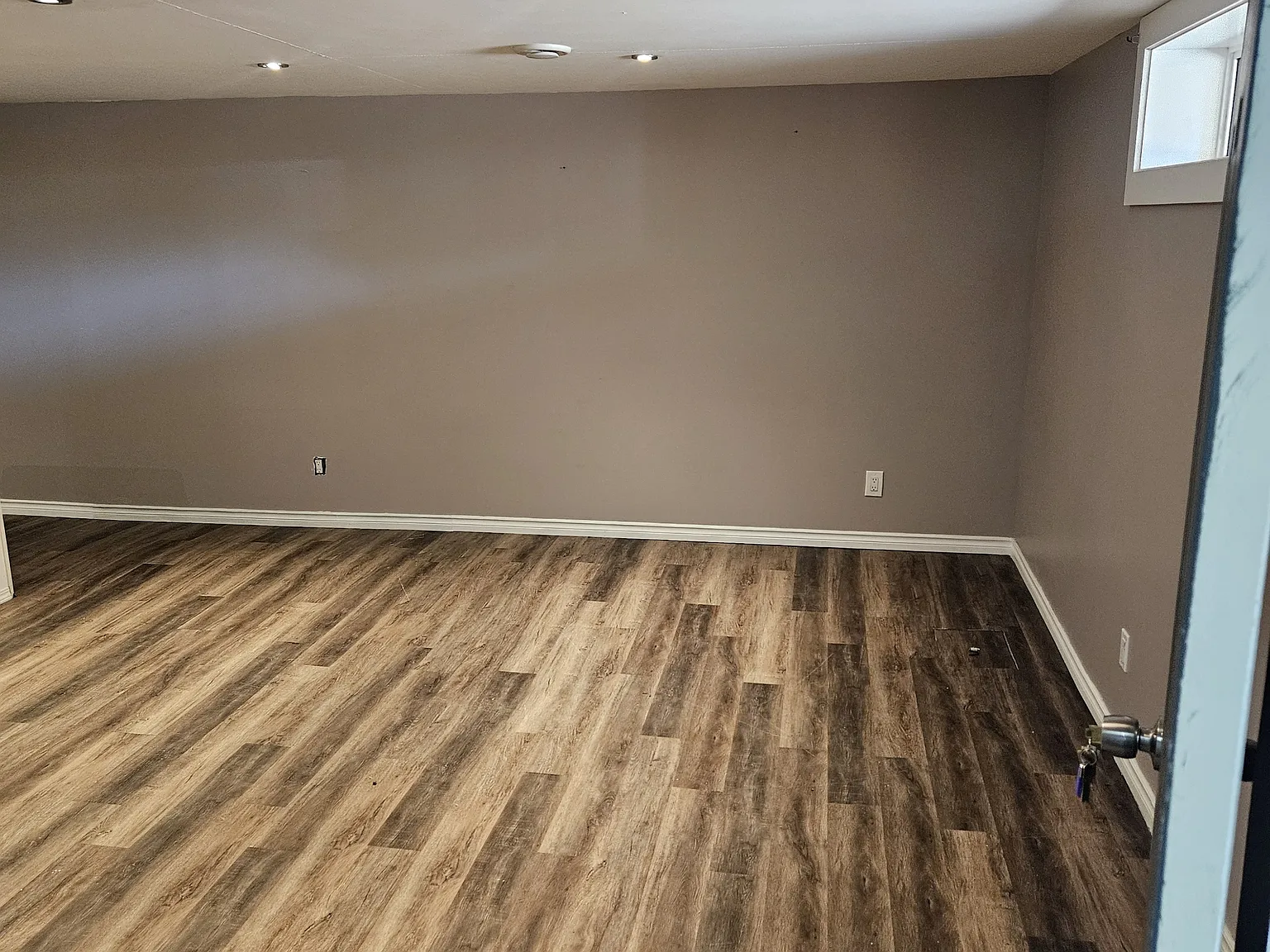 404 Saint John Street — Photo 3