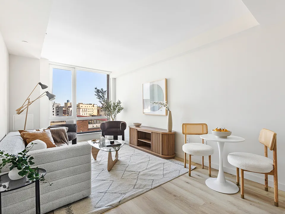 1333 Broadway #1402