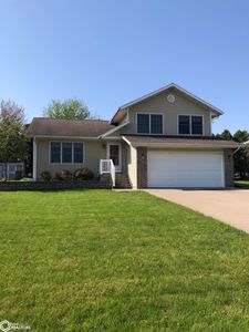 1604 Clay Ct, Oskaloosa, IA, 52577