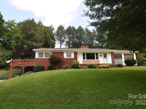 29 Belmont St, Canton, NC 28716