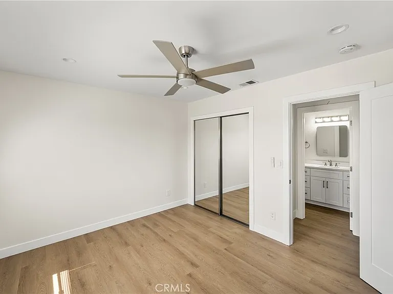 4032 Howard Ave — Photo 23