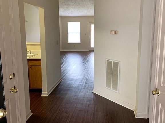 5th image of 196 Elkhorn Meadows Dr
