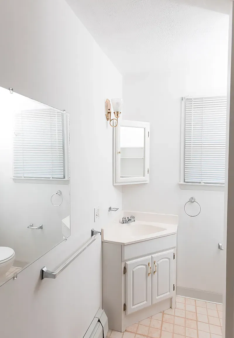 2 bed, 896 sqft, $825 — Photo 3