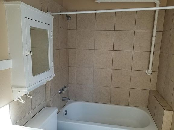 4th image of 543 Park Ave APT 14