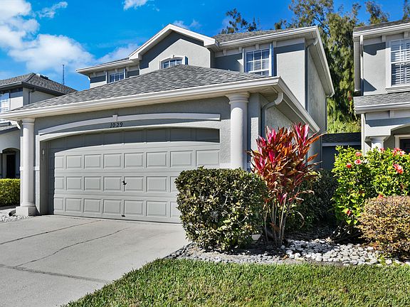 3rd image of 1029 Bella Vista Dr NE