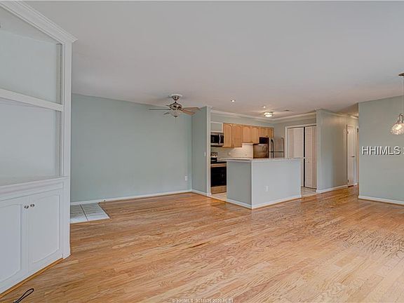3rd image of 53 Delander Ct APT 50