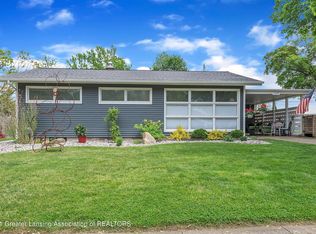 1109 Ledge Ln, Grand Ledge, MI 48837