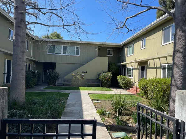 400 Ravenswood Ave, 400 Ravenswood Ave APT 2, Menlo Park, CA 94025