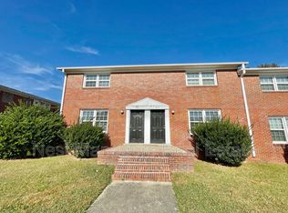 1940 King George Dr, Fayetteville, NC 28303