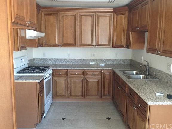 2nd image of 3263 Syracuse Ave