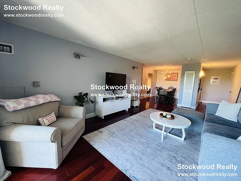 165 Quincy Shore Dr #C42 — Photo 12