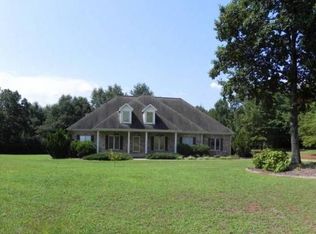 250 Waites Rd, Talladega, AL 35160