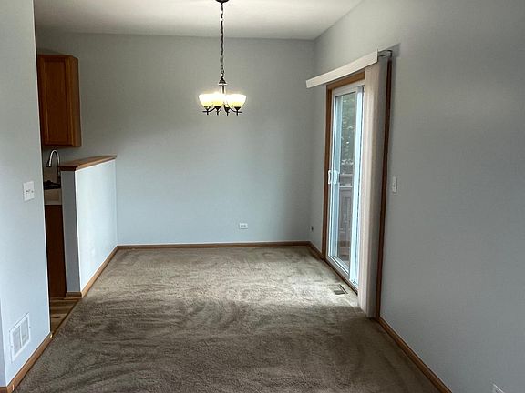 4th image of 316 Abington Woods Dr