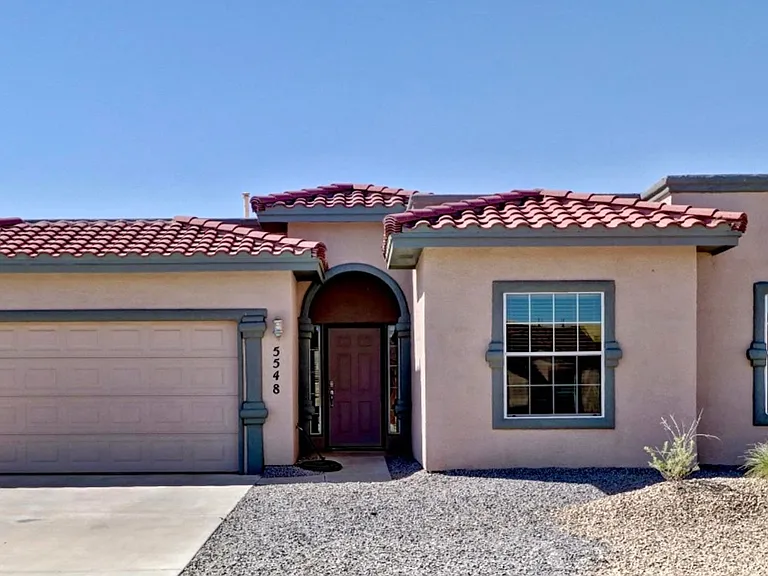 5548 Patagonia Dr — Photo 1