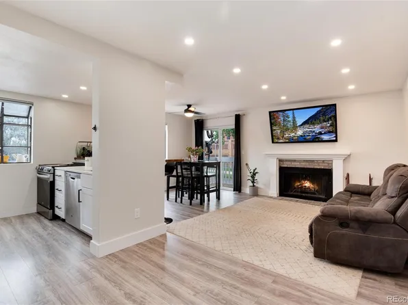 12546 E Cornell Avenue #201, Aurora, CO 80014