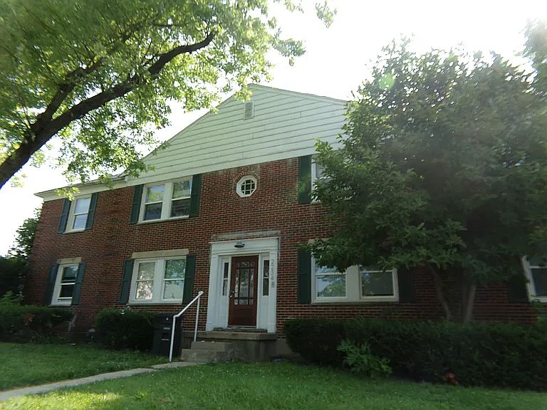 1st image of 2234 Ravenwood Ave Unit 1