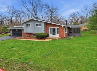 3N539 Woodland Ave, West Chicago, IL 60185