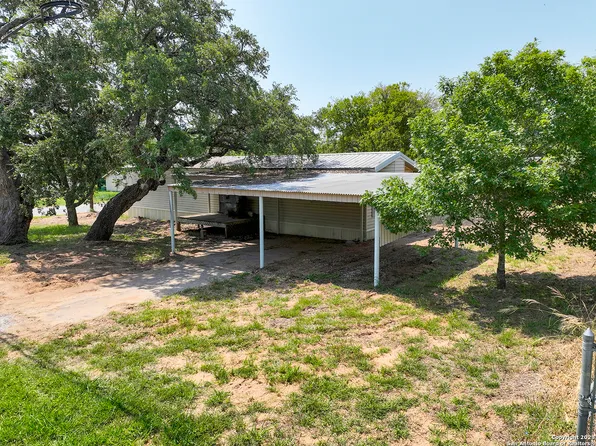 1405 W GOODWIN ST LOT 5, Pleasanton, TX 78064